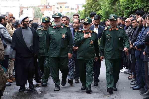 تشییع شهدای خدمت در تبریز