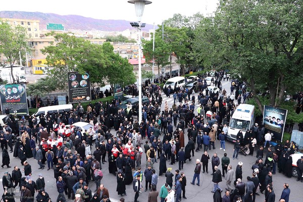 تشییع شهدای خدمت در تبریز