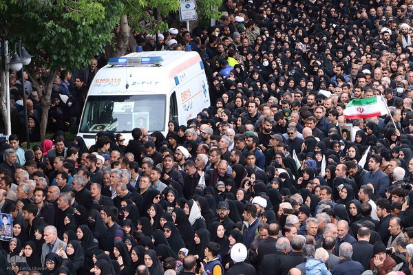 تشییع شهدای خدمت در تبریز