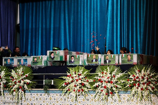 «مراسم وداع» مردم با رئیس جمهور در مصلی