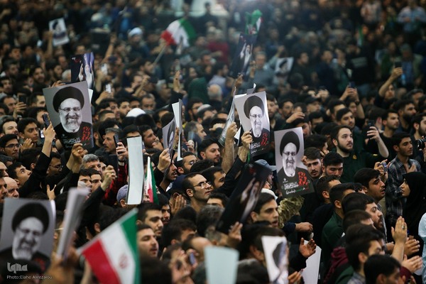 «مراسم وداع» مردم با رئیس جمهور در مصلی