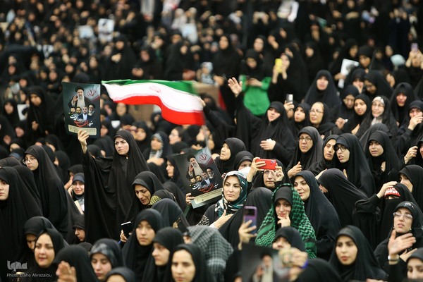 «مراسم وداع» مردم با رئیس جمهور در مصلی
