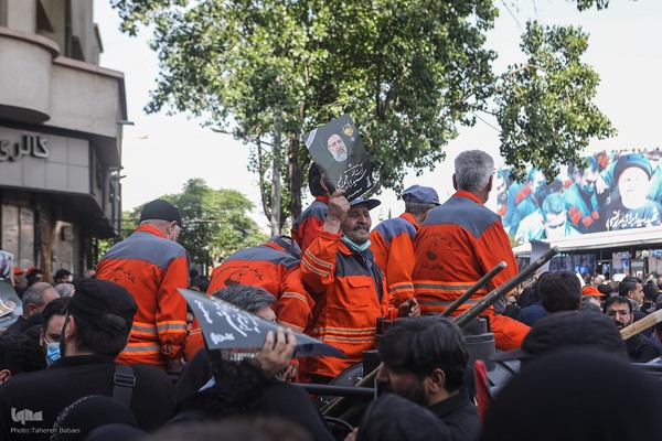 مراسم تشییع پیکرهای شهدای خدمت