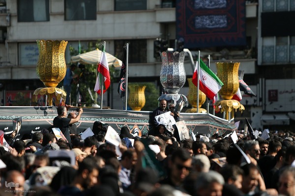 تشییع پیکر رئیس جمهور شهید در تهران (۲)
