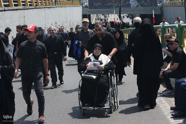 تشییع پیکر رئیس جمهور شهید در تهران (۳)