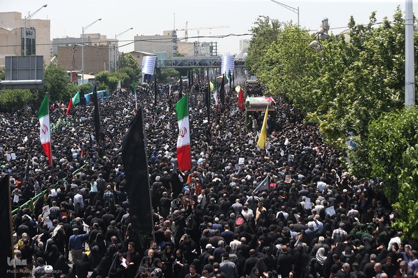 تشییع پیکر رئیس جمهور شهید در تهران (۳)