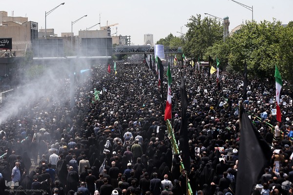 تشییع پیکر رئیس جمهور شهید در تهران (۳)