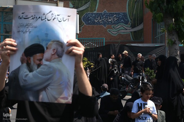 تشییع پیکر رئیس جمهور شهید در تهران (۳)