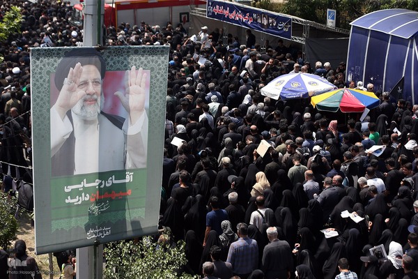 تشییع پیکر رئیس جمهور شهید در تهران (۳)