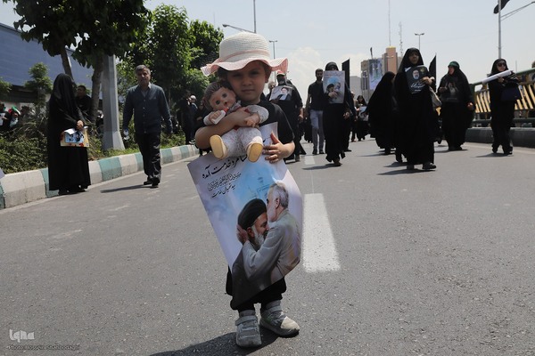 تشییع پیکر رئیس جمهور شهید در تهران (۳)