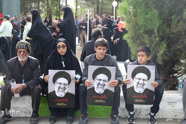 تشیع شهید آیت الله رئیسی و دو تن از همراهان در بیرجند