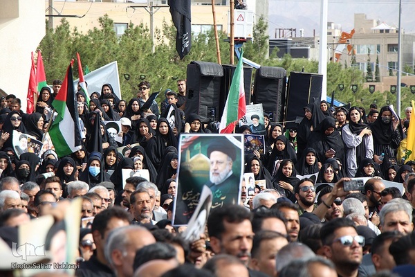 تشیع شهید آیت الله رئیسی و دو تن از همراهان در بیرجند