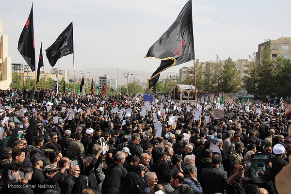 تشیع شهید آیت الله رئیسی و دو تن از همراهان در بیرجند