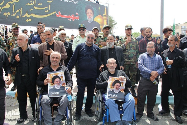 تشیع شهید آیت الله رئیسی و دو تن از همراهان در بیرجند