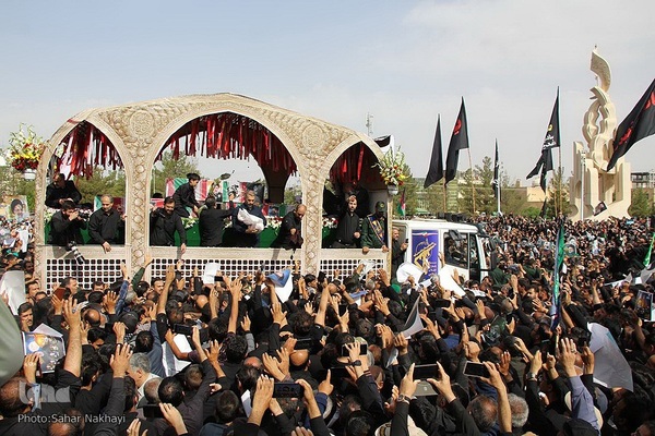 تشیع شهید آیت الله رئیسی و دو تن از همراهان در بیرجند