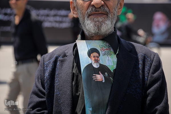 بدرقه رئیس جمهور شهید تا خانه ابدی توسط خراسانی‌ها