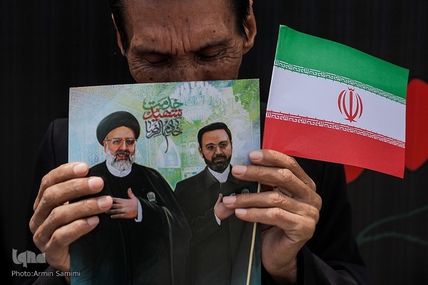 بدرقه رئیس جمهور شهید تا خانه ابدی توسط خراسانی‌ها