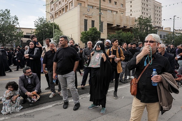 بدرقه رئیس جمهور شهید تا خانه ابدی توسط خراسانی‌ها