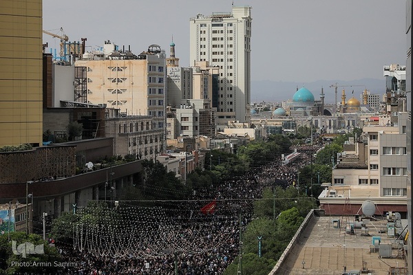 بدرقه رئیس جمهور شهید تا خانه ابدی توسط خراسانی‌ها