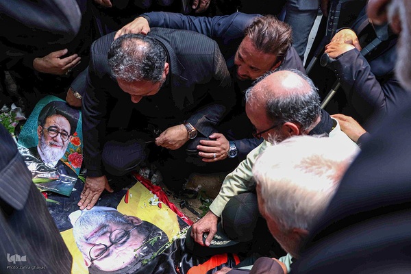 بدرقه تاریخی شهید آیت الله آل هاشم در تبریز‎