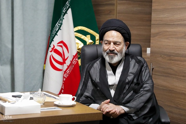 ادای احترام رؤسای بعثه سایر کشور‌های اسلامی و هیئت‌های همراهشان به مقام رئیس جمهور شهید