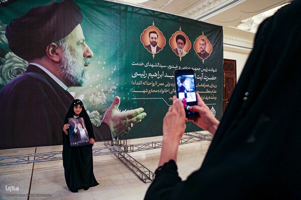 بزرگداشت شهید جمهور و همراهان در حرم حضرت شاهچراغ (ع)