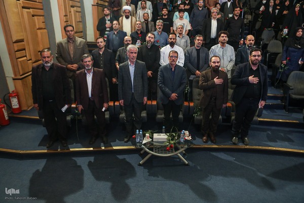 ادای احترام شاعران آیینی در گرامیداشت یاد شهید جمهور