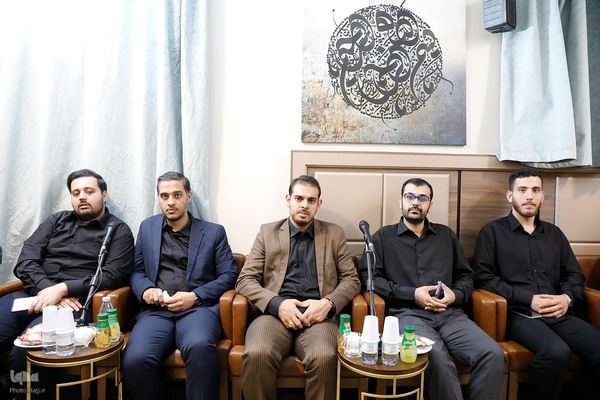 دیدار نماینده‌ ولی‎فقیه در امور حج و زیارت با اعضای کاروان قرآنی نور