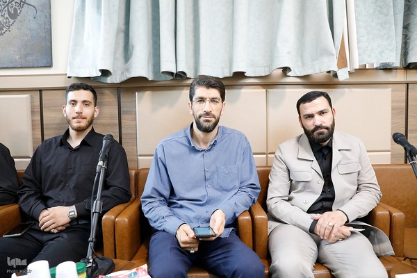 دیدار نماینده‌ ولی‎فقیه در امور حج و زیارت با اعضای کاروان قرآنی نور