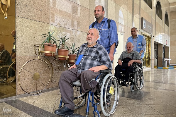 ورود کاروان جانبازان به مدینه النبی