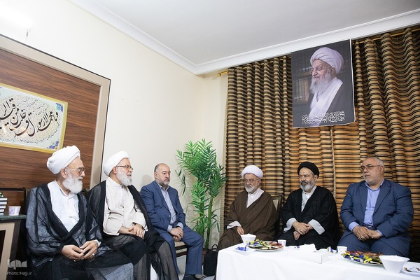 دیدارمسئولان حوزه حج و زیارت با نمایندگان دفاتر مراجع عظام تقلید