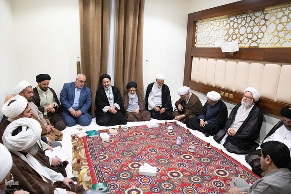 دیدارمسئولان حوزه حج و زیارت با نمایندگان دفاتر مراجع عظام تقلید