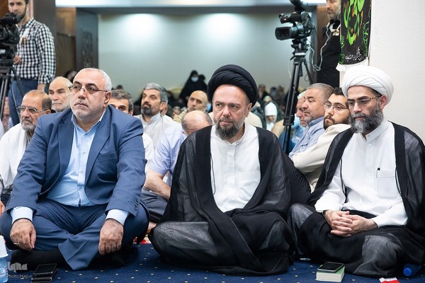 دعای کمیل زائران ایرانی در مکه مکرمه