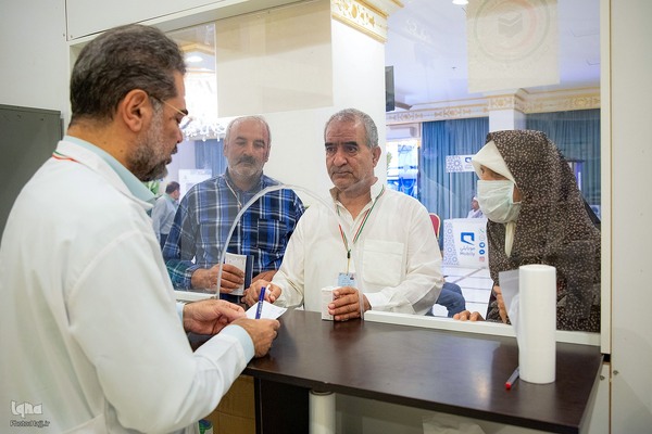 بازدید سرپرست حجاج ایرانی از بیمارستان مکه مکرمه