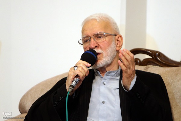 دیدار جمعی از فرزندان شهدا با خانواده شهید صیاد شیرازی