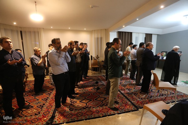 دیدار جمعی از فرزندان شهدا با خانواده شهید صیاد شیرازی