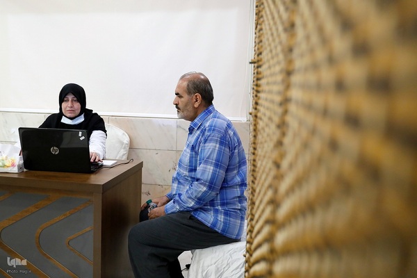 دیدار صمیمی سرپرست حجاج ایرانی با زائران کشورمان در مکه مکرمه