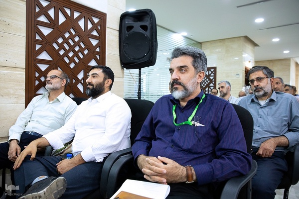 همایش حج در نگاه رهبری _2