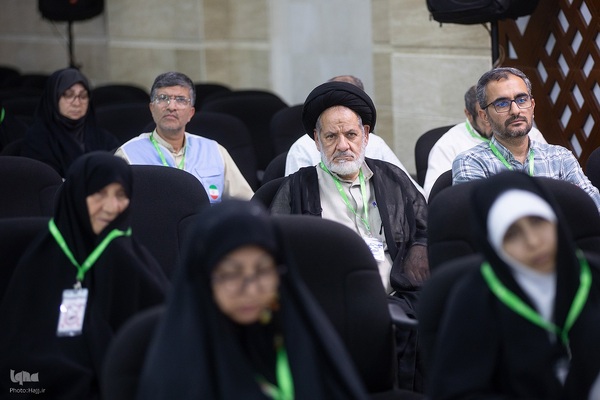 مراسم تجلیل از خانواده معظم شهدا