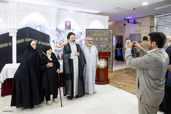 مراسم تجلیل از خانواده معظم شهدا