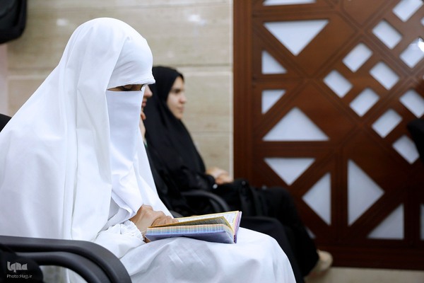 دیدار صمیمی با نوجوانان و جوانان حج گزار