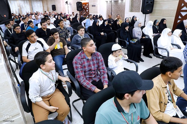 دیدار صمیمی با نوجوانان و جوانان حج گزار