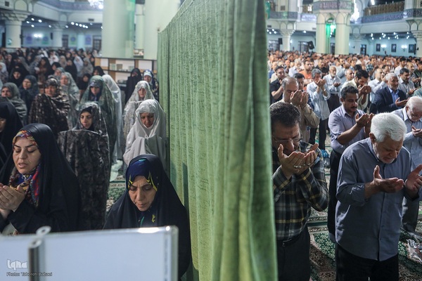 نماز عید قربان در حرم حضرت عبدالعظيم(ع)