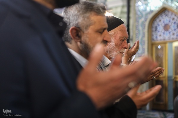 نماز عید قربان در حرم حضرت عبدالعظيم(ع)