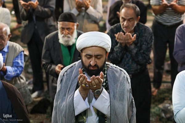 نماز عید قربان در حرم حضرت عبدالعظيم(ع)