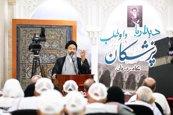 دیدار با پزشکان و کادر درمان داوطلب در حج 1403