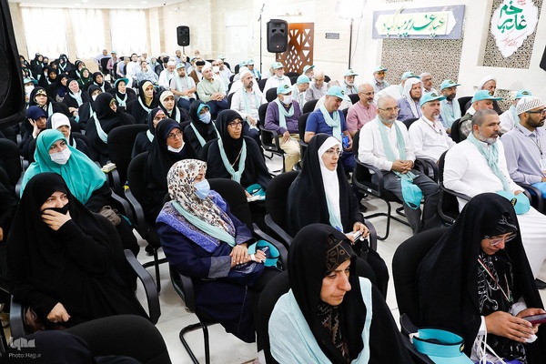 دیدار با جمعی از دانشگاهیان