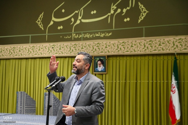 دیدار هزاران نفر از اقشار مختلف مردم در روز عید غدیر