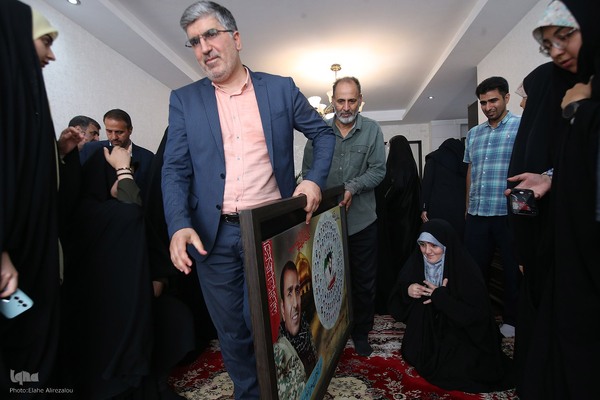 دیدار با خانواده شهید ارغوانی