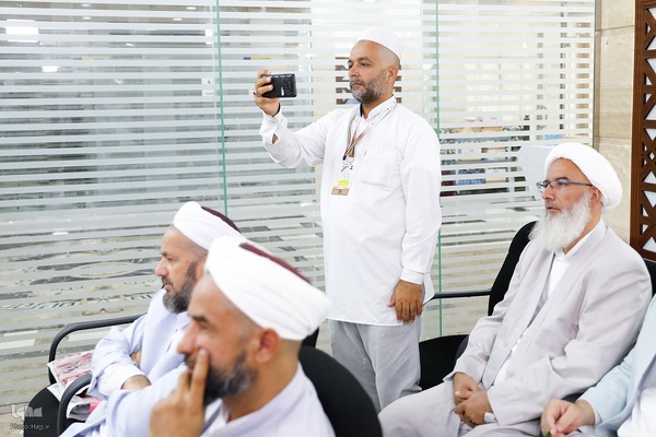 همایش علمی زائران اهل سنت